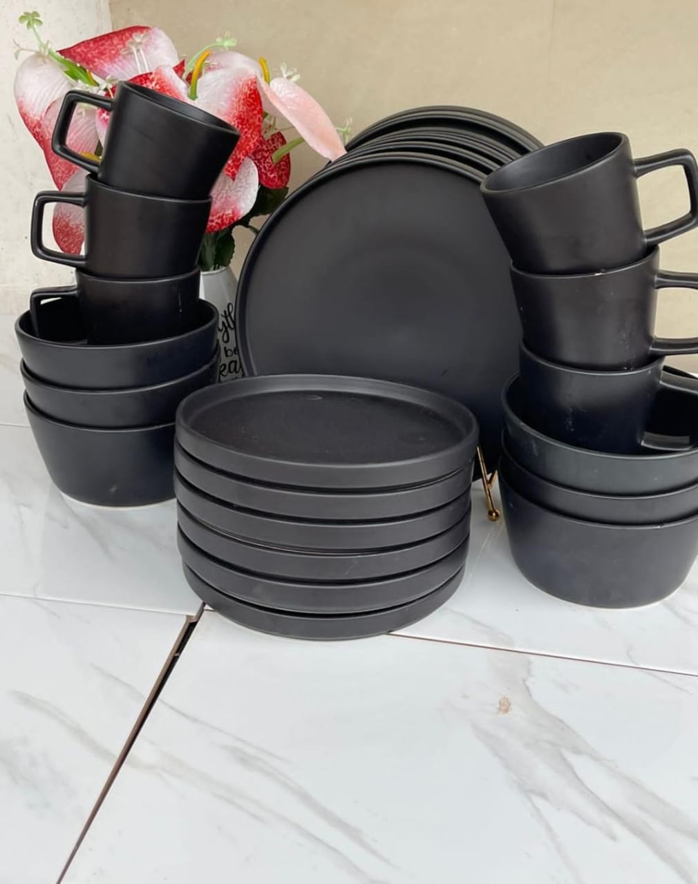 Dinnerware Set